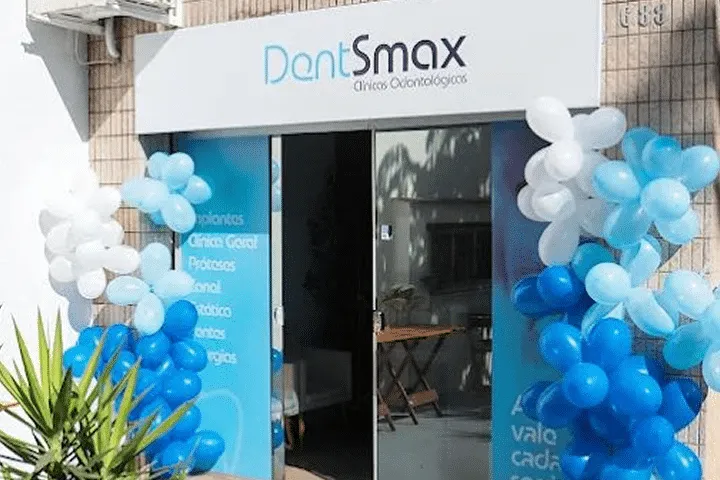 Fachada da DentSmax